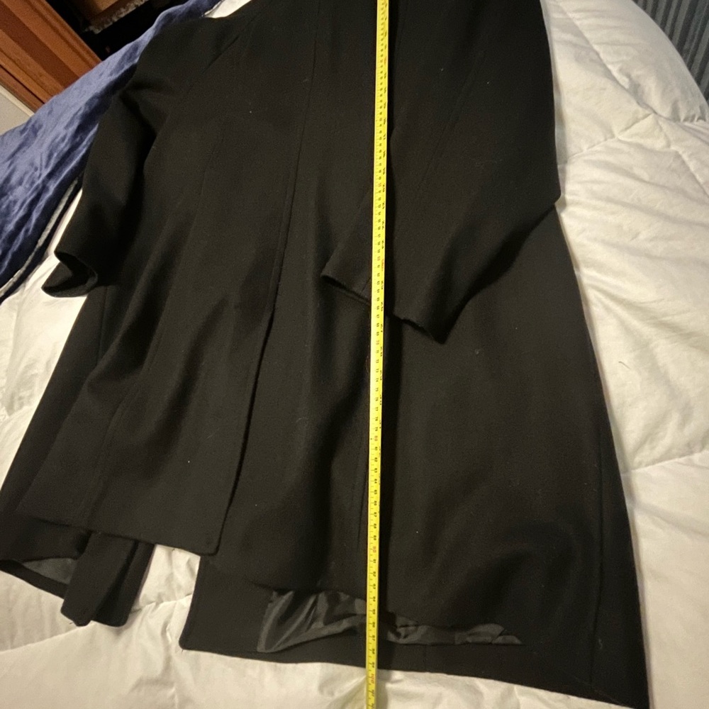 Black wool winter coat - Picture 8 of 9